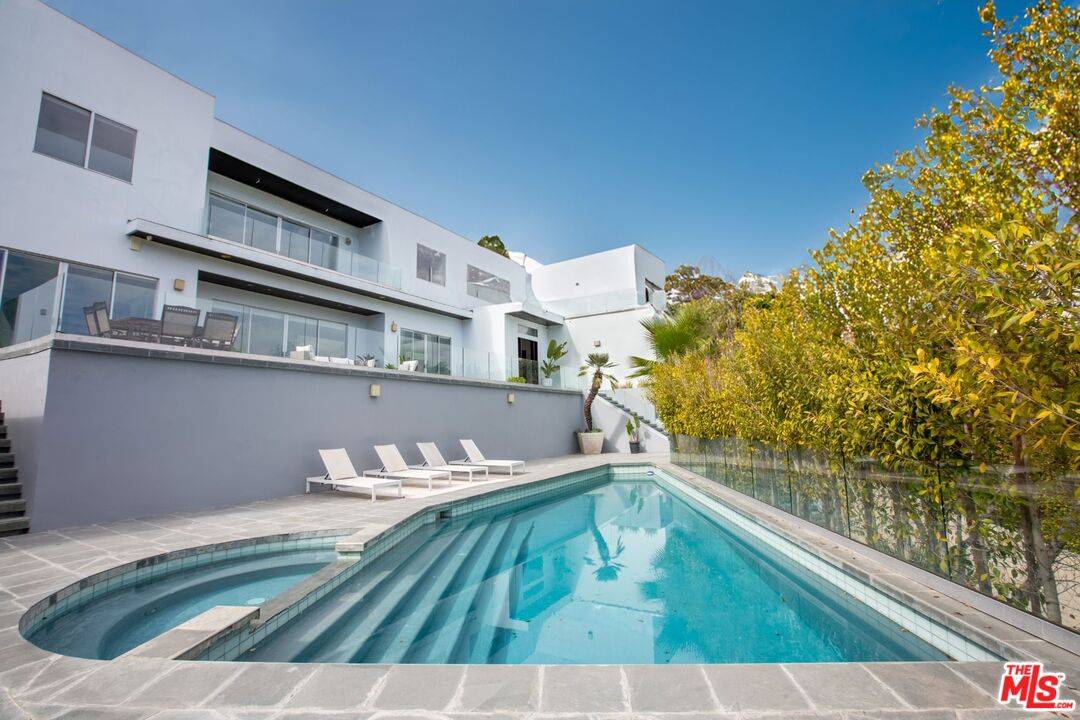 12148   Travis St 5BR Brentwood La