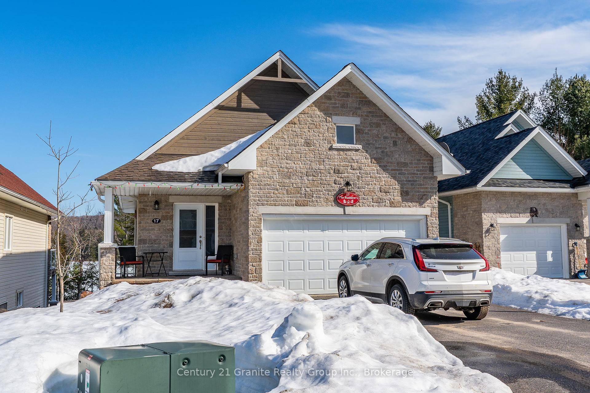 Located in the highly coveted Silver Beach community on Kashagawigamog Lake, this beautifully maintained 2000sq ft home is one of only seven homes in the neighbourhood with direct lake access ...