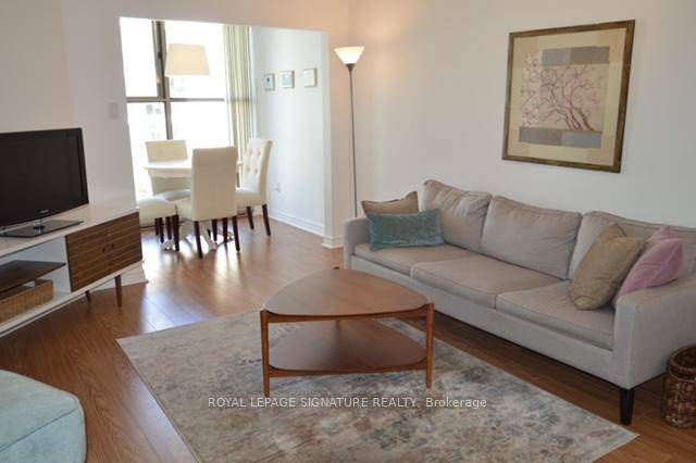 Welcome to this bright and inviting 696 sq.