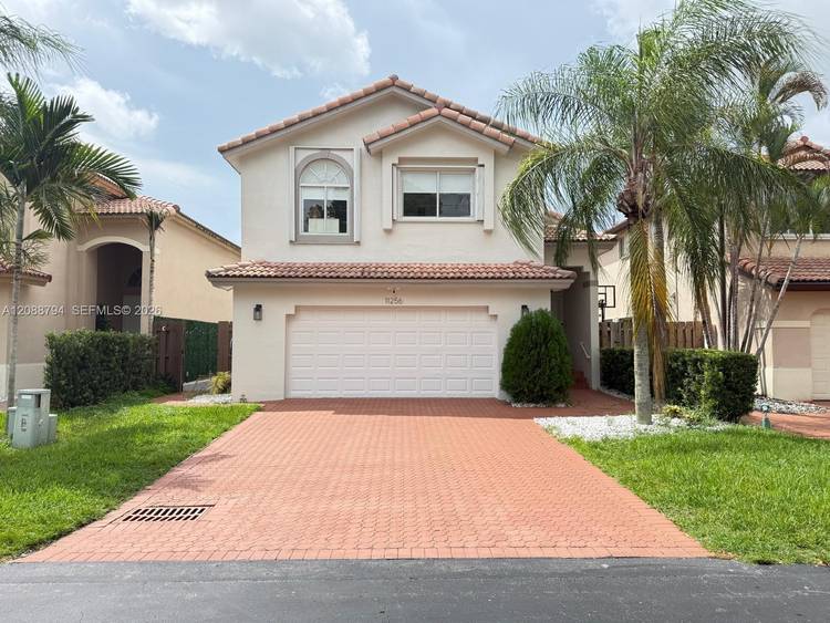 Beautiful 5 bedroom, 3 bath modern home in Dorla Landings offering spacious living areas, a functional open layout, and plenty of room for the entire family.