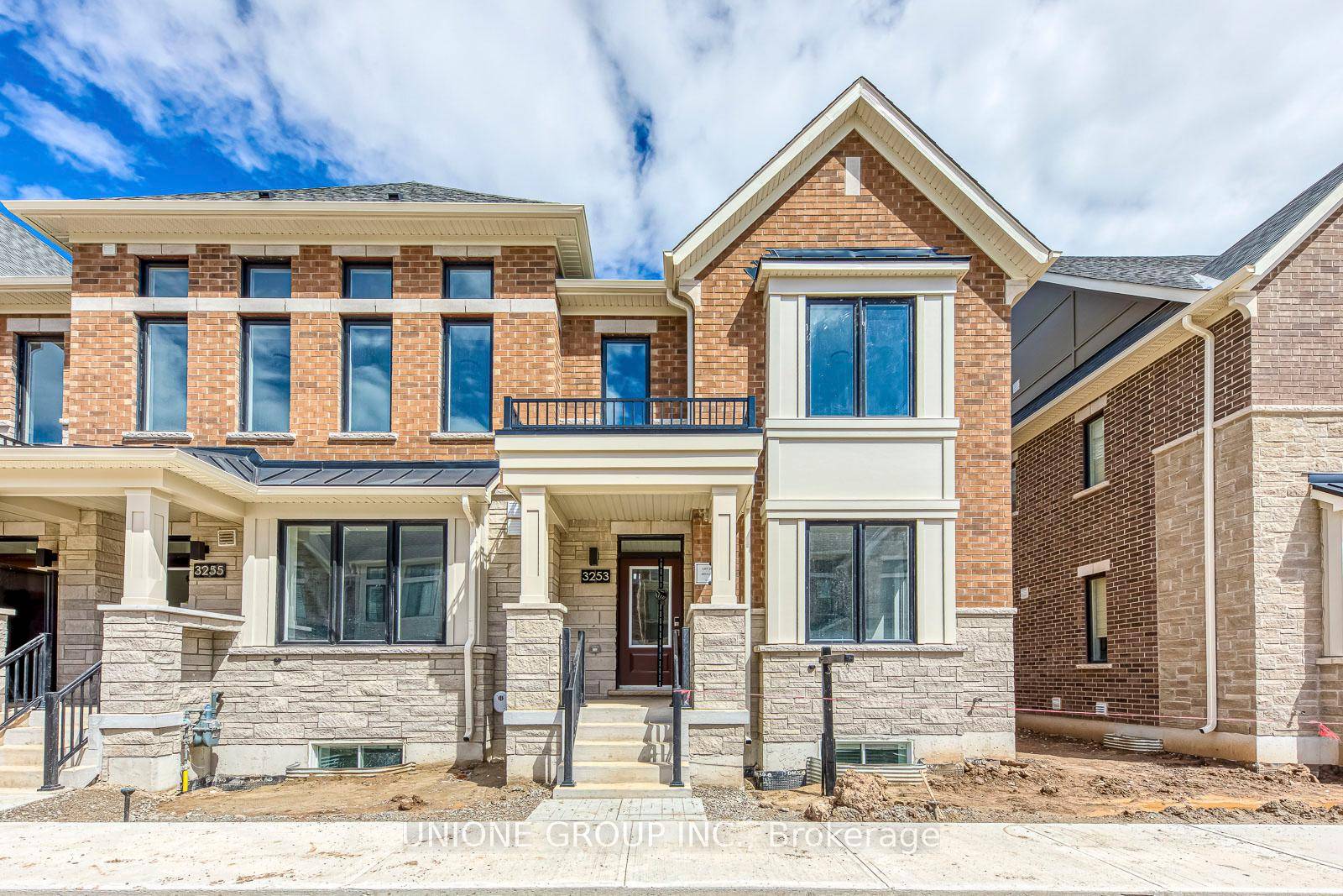 Welcome To Creekside By Caivan, An Exclusive New Community In Oakville Near Six Line And Dundas, This Highly Sought After Freehold End Unit Townhome Offers 3 Spacious Bedrooms Plus Den, ...