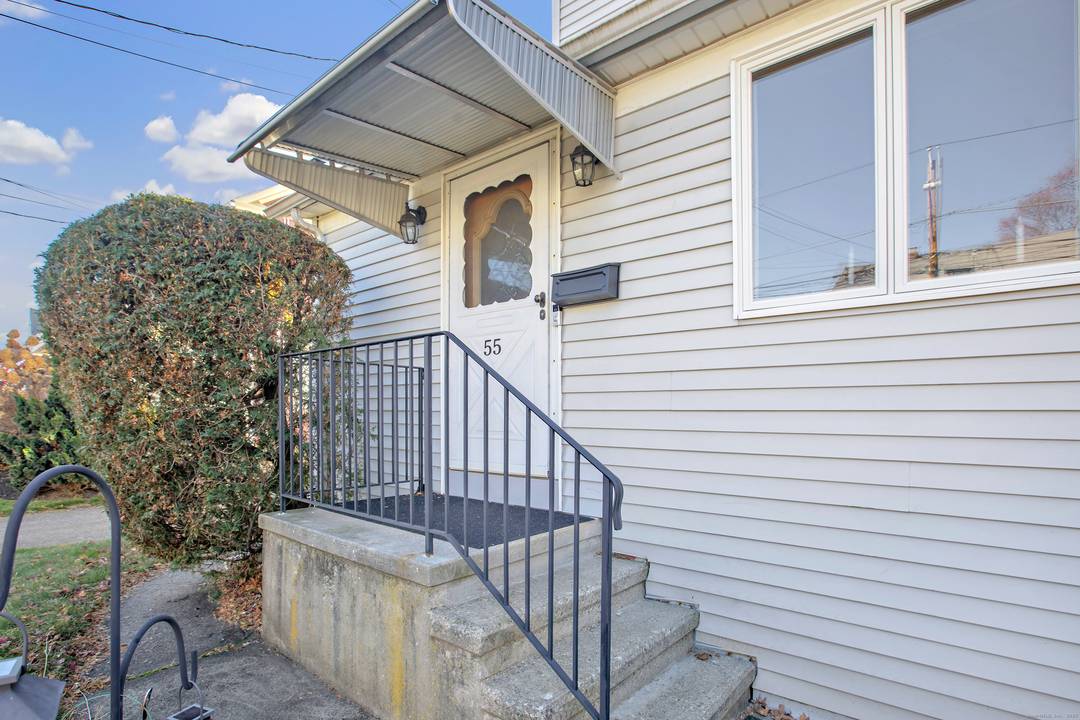 Welcome to the heart of Paradise Green one of Stratford's most beloved neighborhoods where community, convenience, and charm come together.