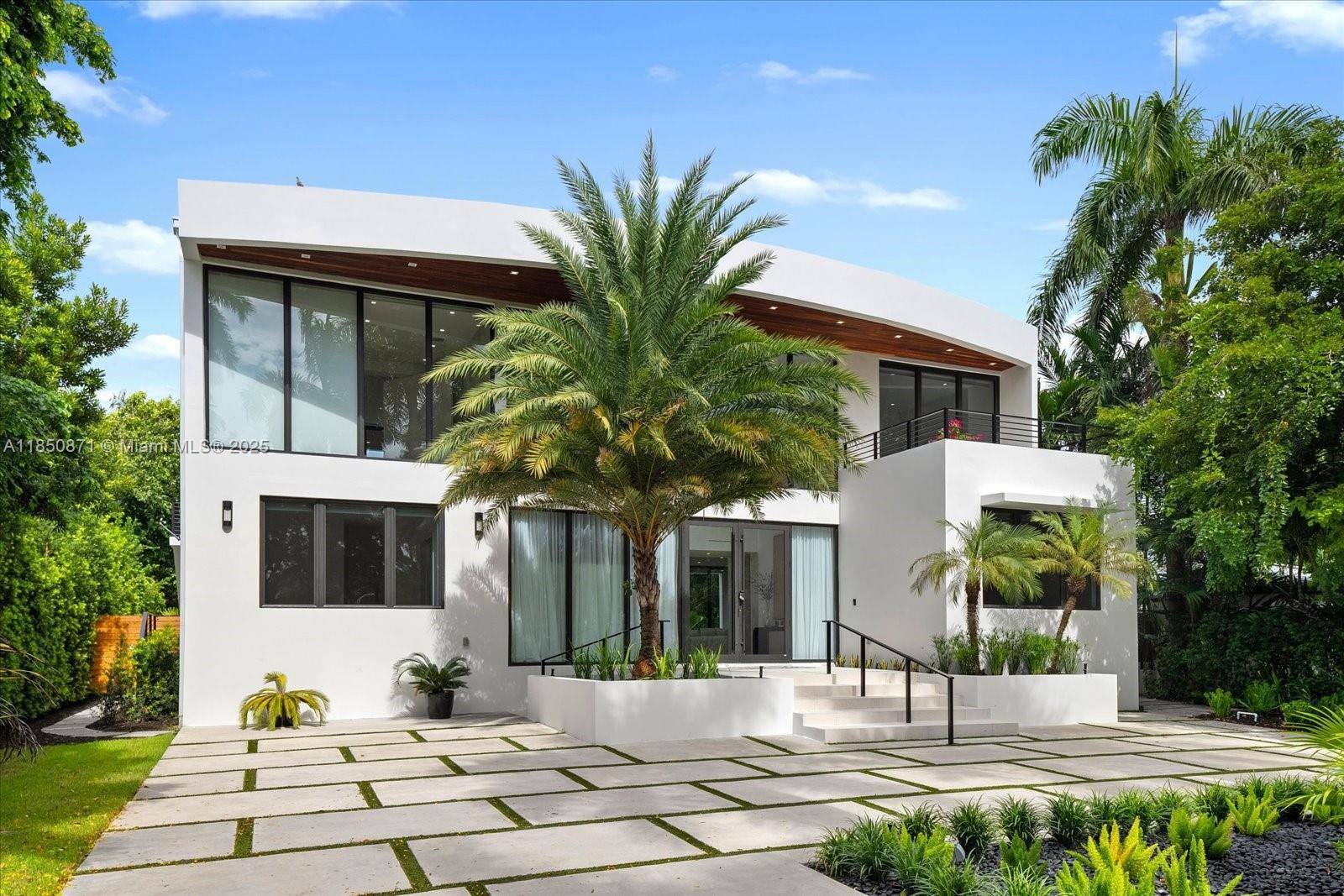 An architectural masterpiece in the exclusive Hibiscus Island.