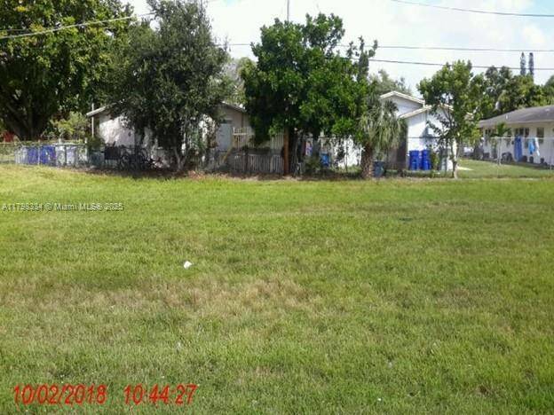 0. 9 Acres Prime Pompano Lots 4 adjacent lots, zoned RM30 for multifamily.