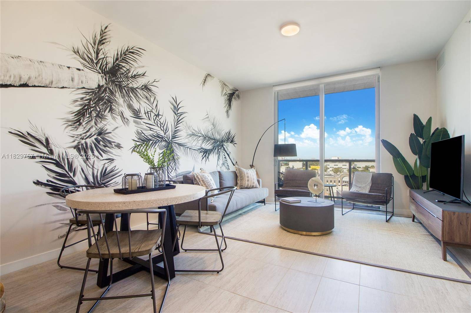 AMAZING OPPORTUNITY BEAUTIFUL 1 BDRM CONDO IN THE BEST CONDO BUILDING IN THE MIAMI DESIGN DISTRICT, ONLY 15 MIN AWAY FROM AIRPORT AND BEACH.