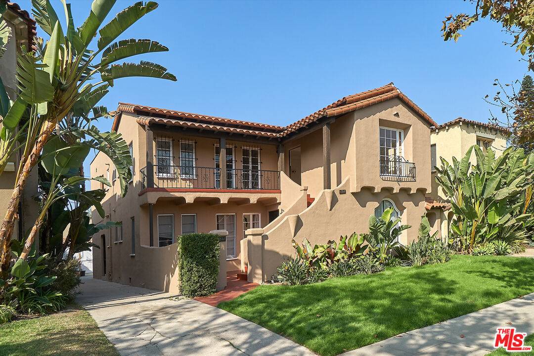1213 Stearns Dr 3BR Beverlywood La
