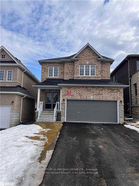 Royal Park Home In Sought After Ardagh Sitting On A Lrg 183' Deep Lot, Backing Onto Greenspace.