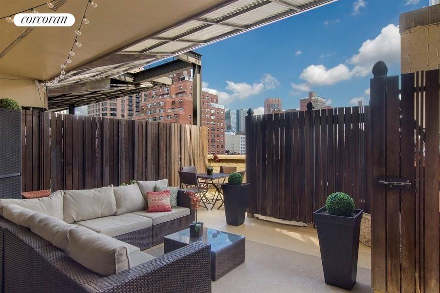 Exquisite Duplex with Expansive Private Terrace in Gramercy !