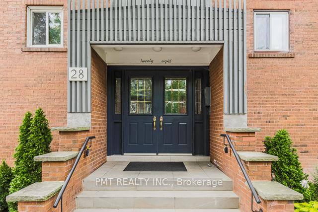 Discover 28 Admiral Road, Townhome 3 an elegant urban retreat offering sophistication and tranquility in one of Toronto's most coveted neighbourhoods.