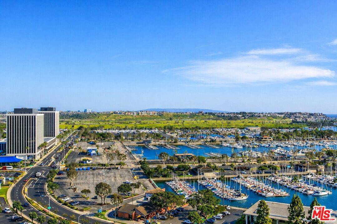 13600 Marina Pointe Dr 3BR Marina Del Rey La