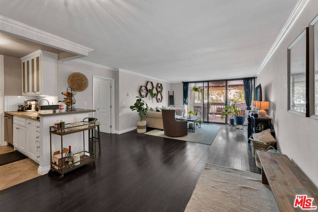 7740   Redlands St 3BR La