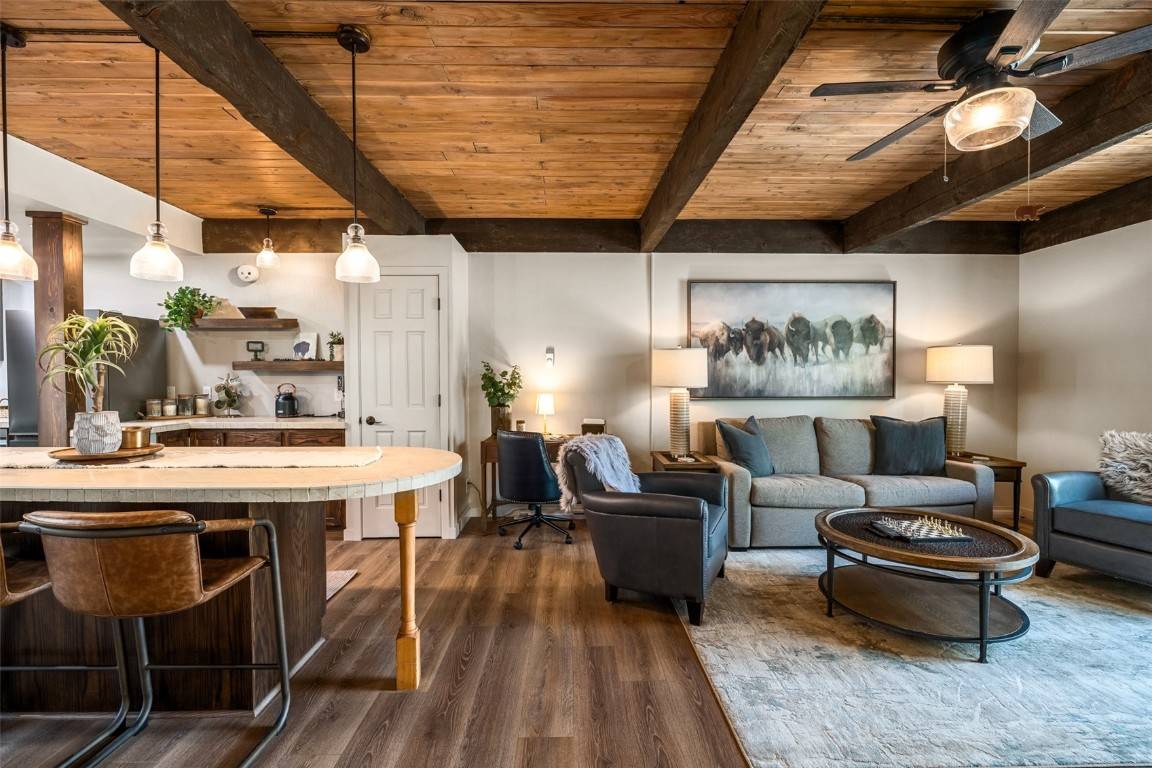 Located a short walk away from the slopes of the Steamboat Ski Area, this one bedroom residence measures a generous 832 square feet.