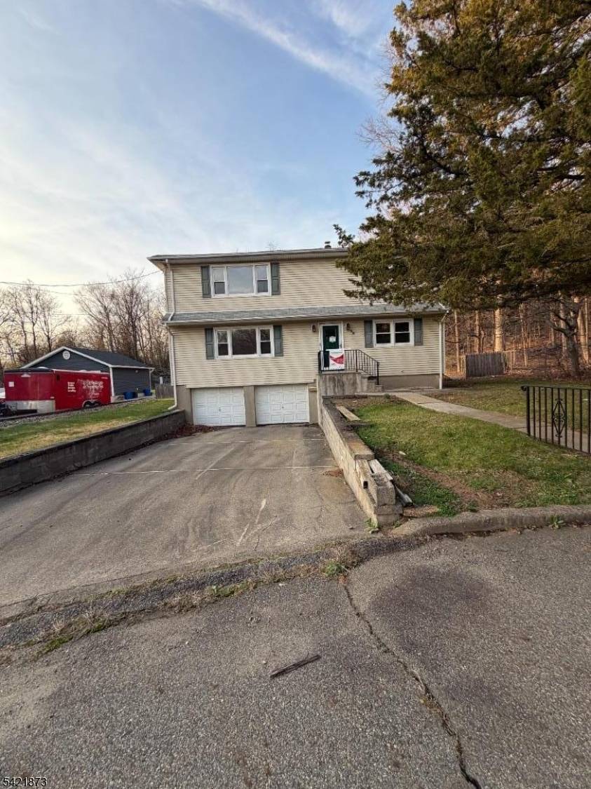 Opportunities are truly endless with this versatile multi unit property !