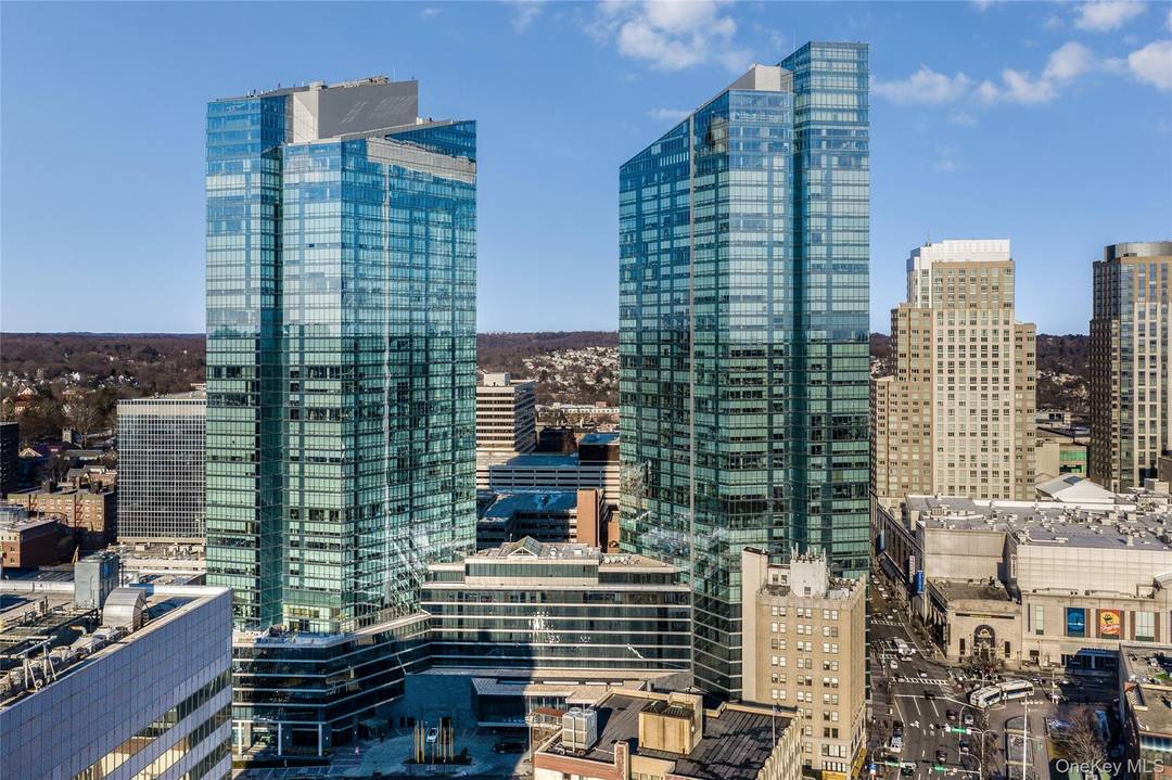 Nestled gracefully atop the 39th floor of the illustrious Ritz Carlton Westchester, this penthouse residence defines opulence and sets an unprecedented benchmark for high rise living and entertainment.