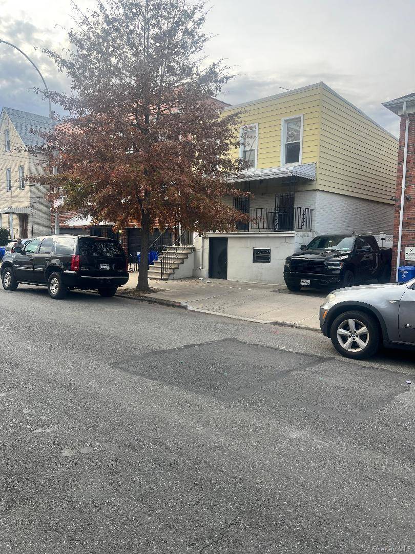 Rare opportunity in Astoria !