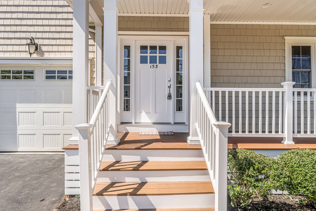 Newly Renovated Colonial in Prime Southport Location.