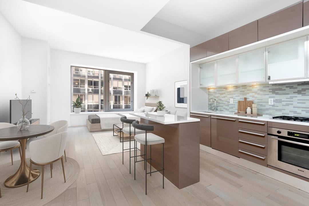 Platinum Properties is proud to present residence 25Q, a studio spacious studio gem in the heart of the Financial District.