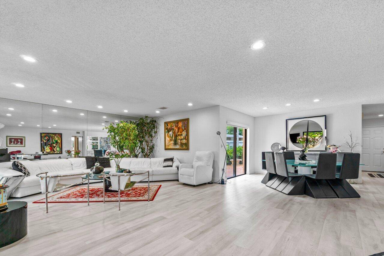 Situated within the serene park like settings of Westgate at Hunters Run Country Club, this spacious downstairs corner condo features 1778sf of living space, with water views, 2 bedrooms, 2 ...