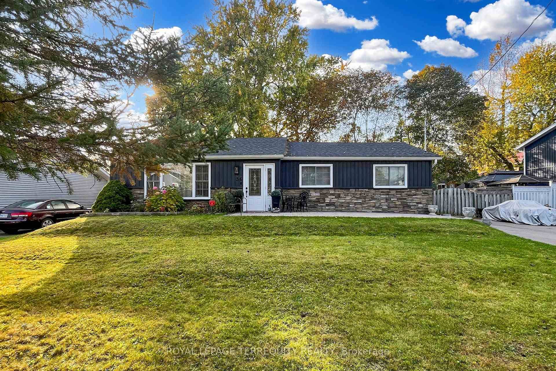 Welcome to this enchanting double lot residence in the sought after Musselman's Lake community.