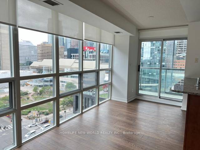 Welcome to this Bright amp ; Spacious 2 Bedroom 837 sq.