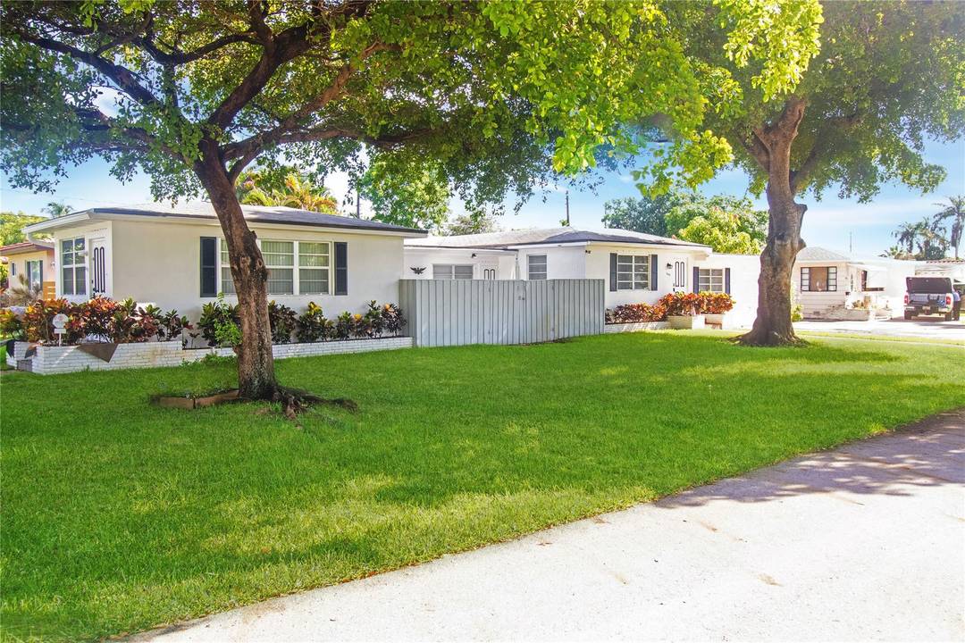 Prime East Hollywood Triplex.