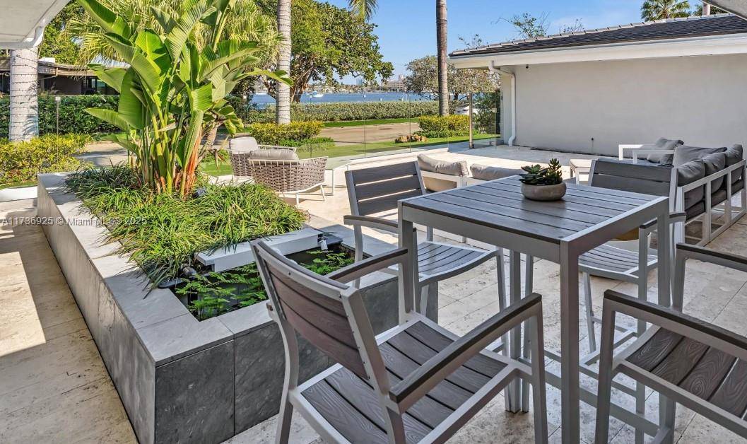 Very spacious home in Hollywood Lakes 4875 square foot with water front view.