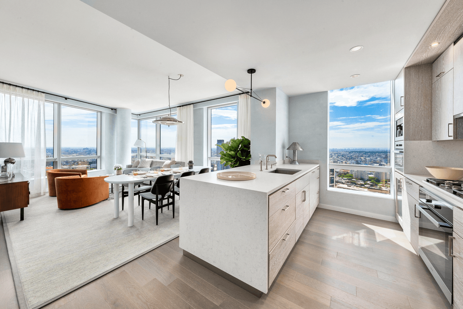 THE SMARTEST BUY IN BROOKLYN BROOKLYN POINT OFFERS ONE OF THE LAST 25 YEAR TAX ABATEMENTS AVAILABLE IN NEW YORK CITY.