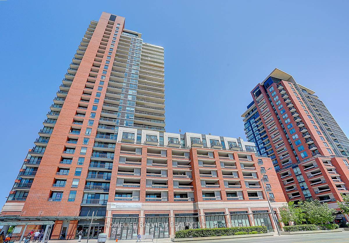 Bright 2 Bed, 2 Bath Corner Suite in Treviso 2 with serene park views.