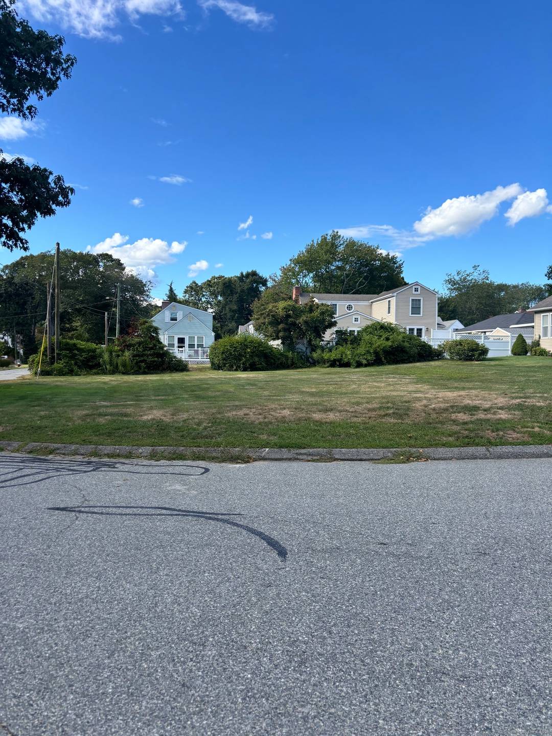 BUILDING LOT.... This rare find nestled in the enclave of Black Point Beach Club, a corner lot ready for your architectural drawings !