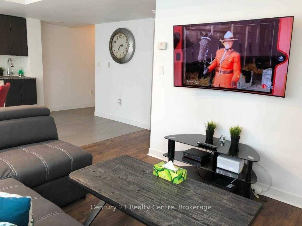 Fabulous, Downtown Cityplace Condo !