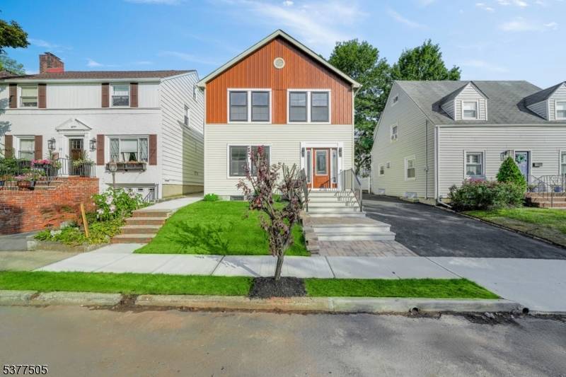 Welcome to your dream home in the heart of Maplewood !