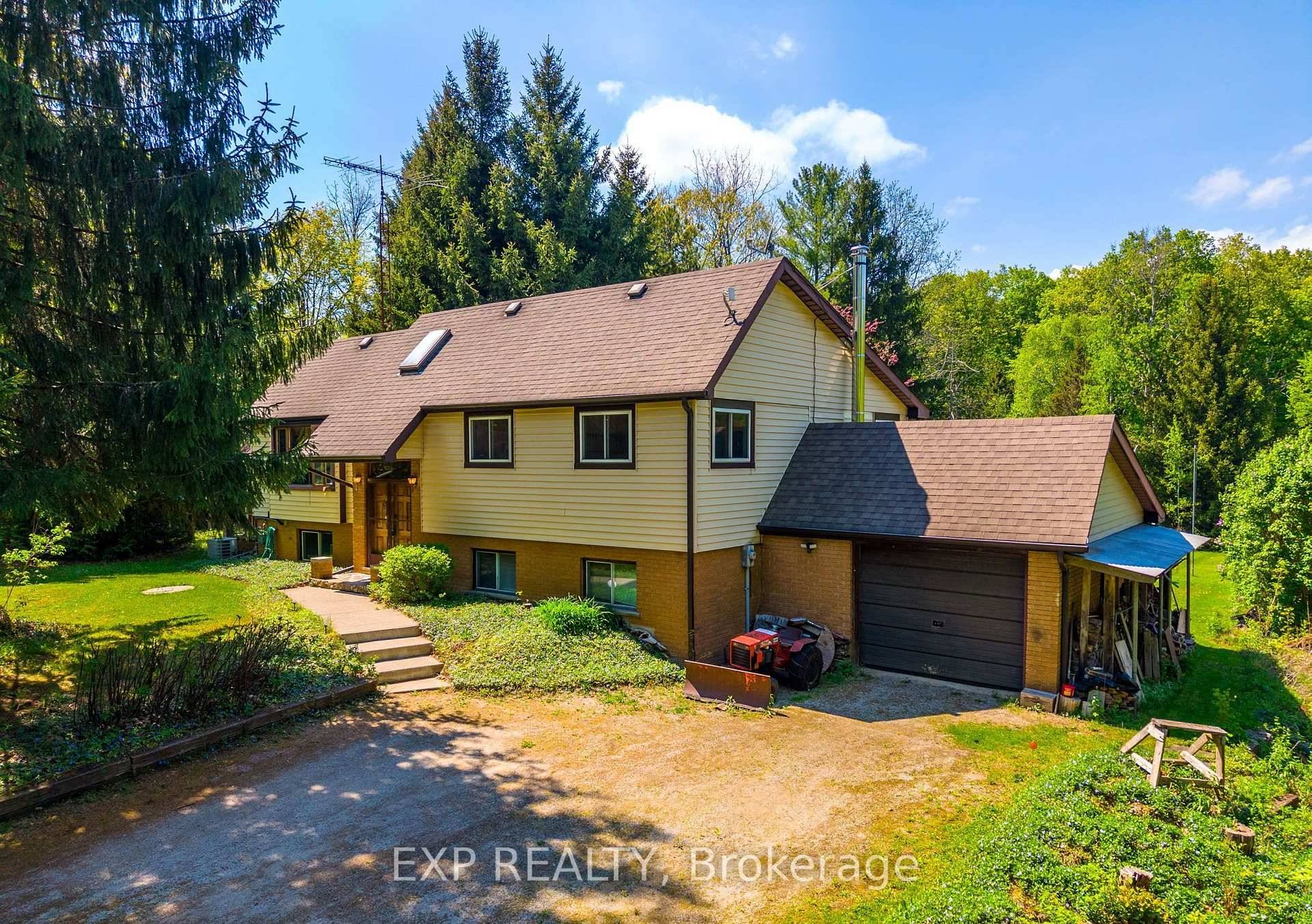 Nestled on 11. 5 private acres regulated under the Niagara Escarpment Commission and Halton Conservation Authority, this unique lease opportunity offers serene, environmentally protected surroundings just minutes from Milton, Burlington, ...