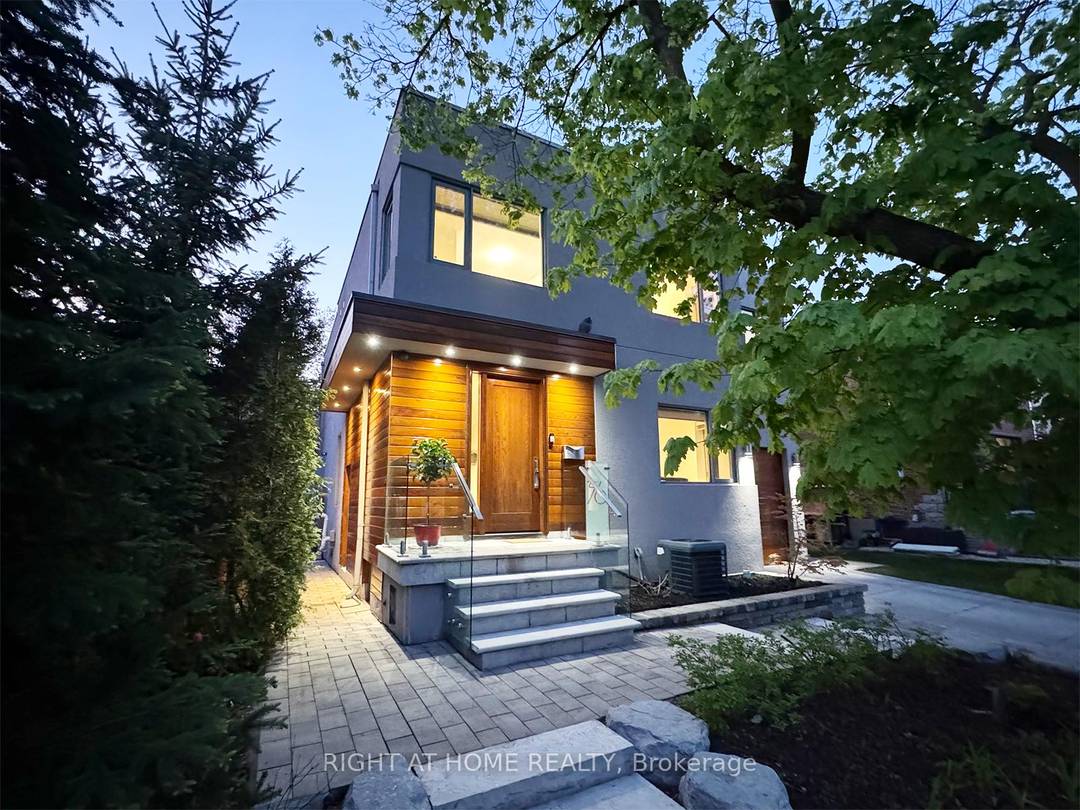 Welcome to your very own ravine retreat !