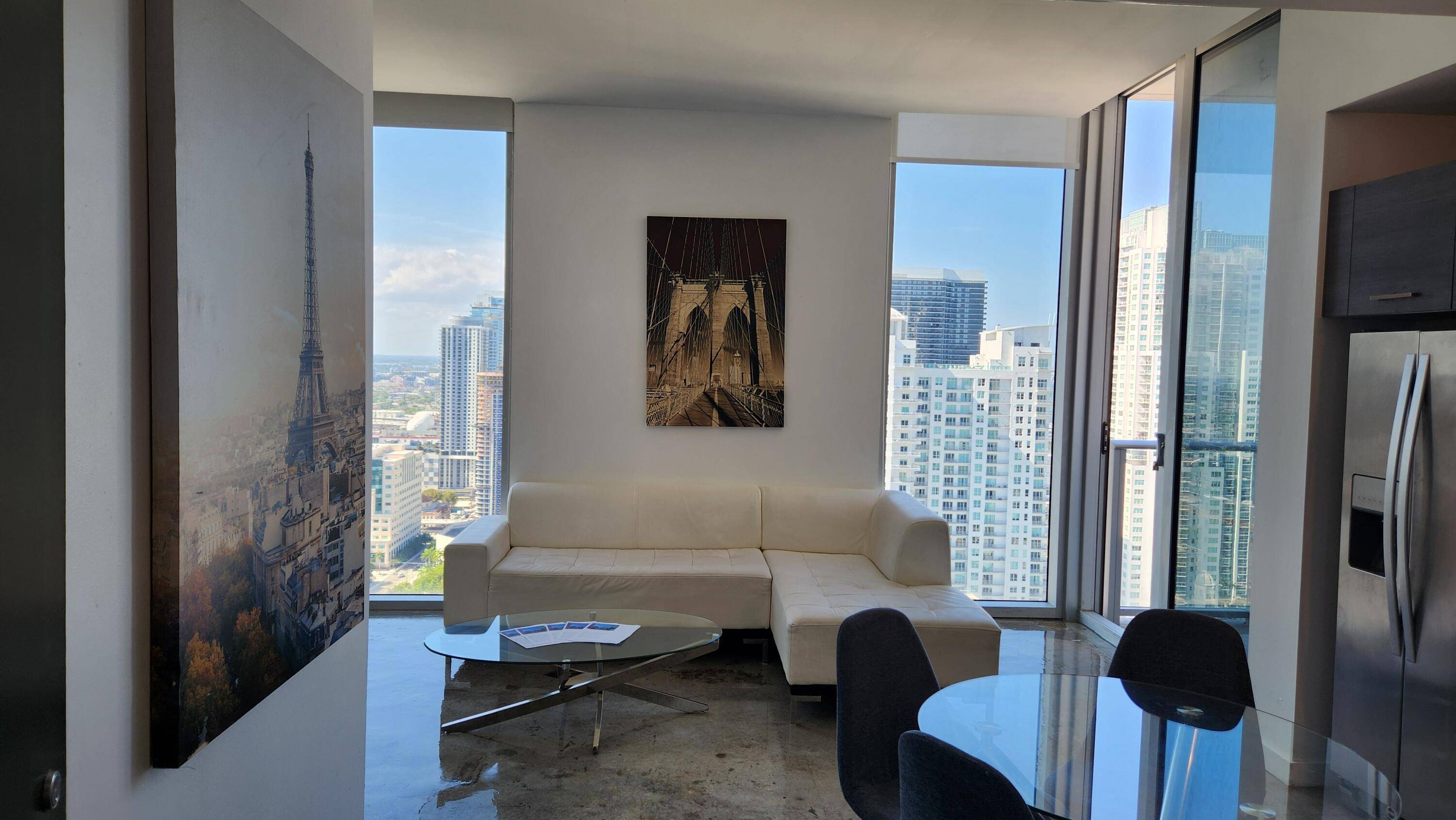 PRICED TO SELL MODERN ''CENTRO CONDO'' IN DOWNTOWN MIAMI, COME ENJOY BREATHTAKING VIEWS FROM YOUR 37TH FLOOR PENTHOUSE LOFT WITH LOTS OF LIGHT, OPEN FLOOR PLAN, HIGH CEILING, CONCRETE FLOOR, ...