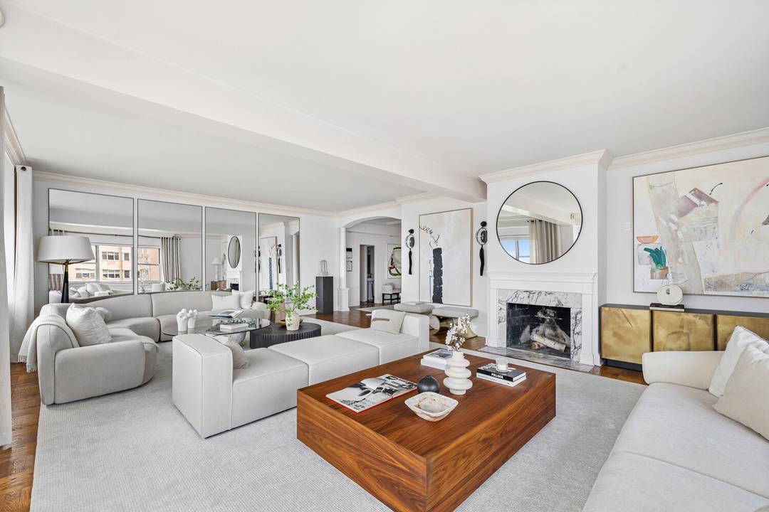 Welcome to the crown jewel of Sutton Place the finest Penthouse on one of Manhattan's most coveted and serene addresses.