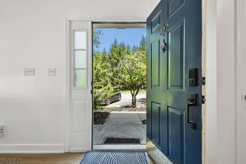 Welcome to this beautifully updated 3 bedroom, 2.