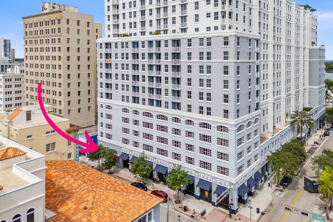 Ground floor 2, 264sf retail unit in the heart of downtown West Palm Beach, located at the base of the luxurious Strand building.