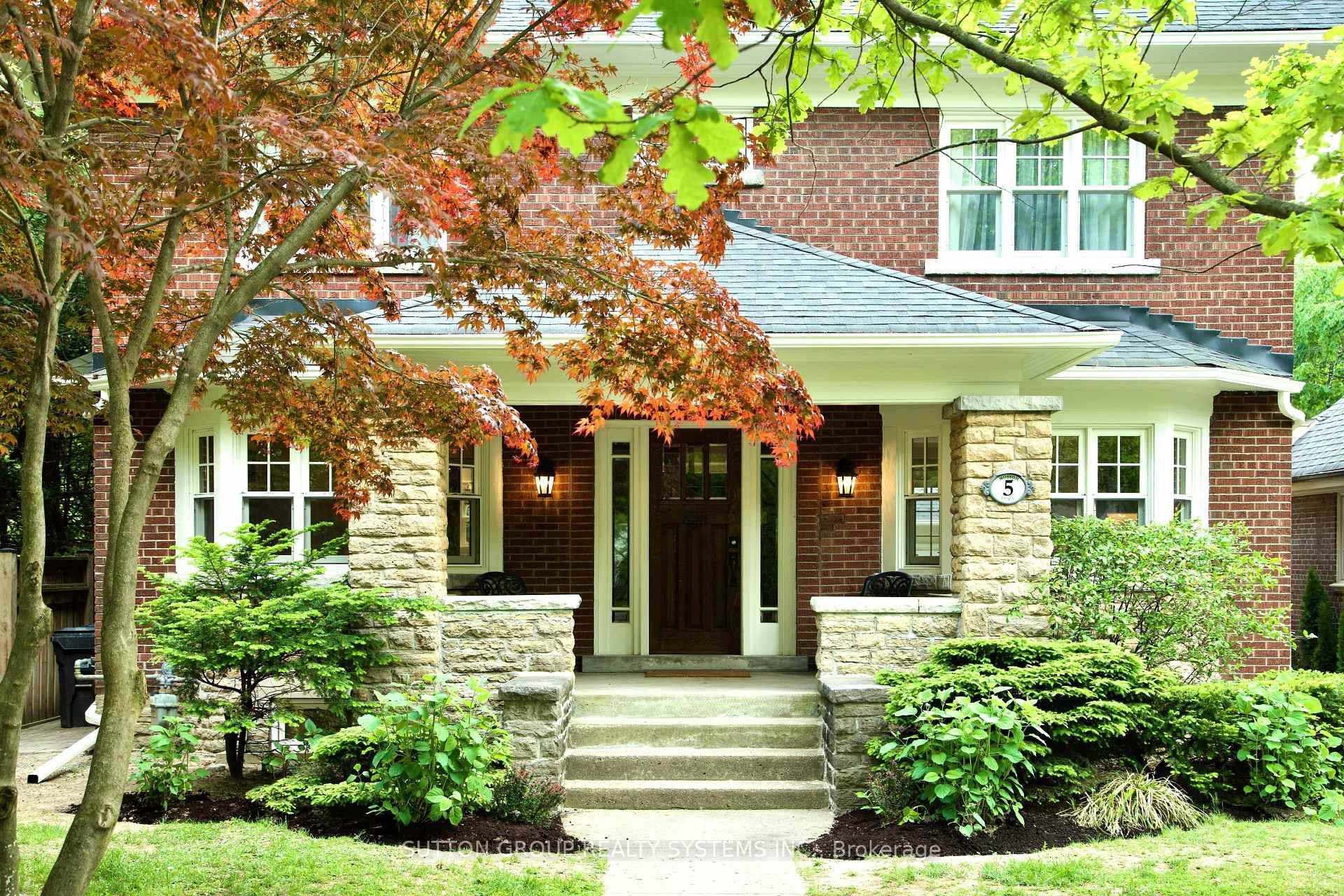 Nestled on an exclusive Riverside cul de sac, this classic 51.