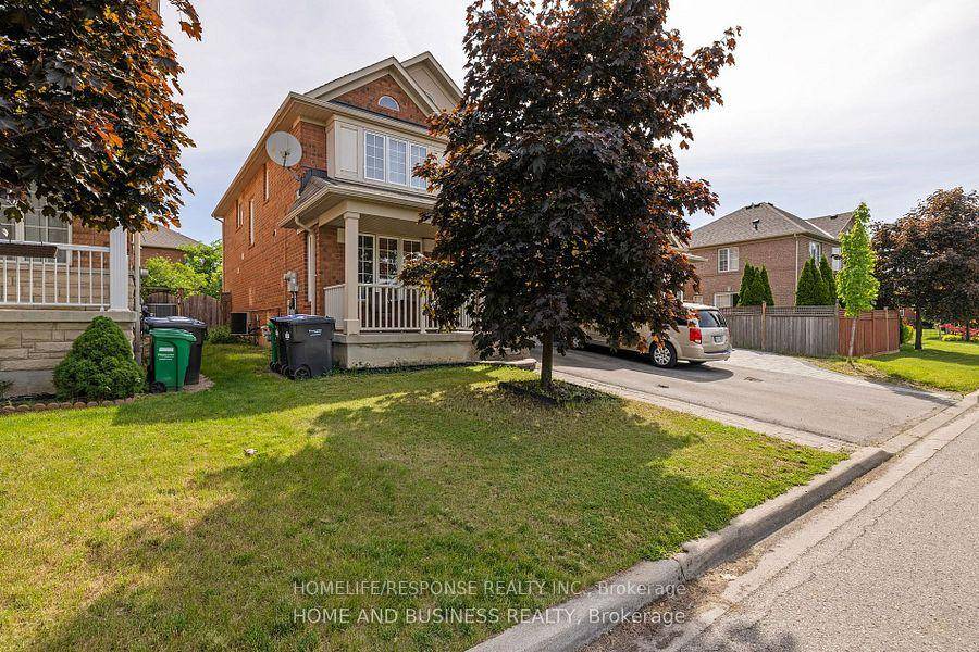Fully furnished one bedroom basement, in a great area in Churchill Meadows.