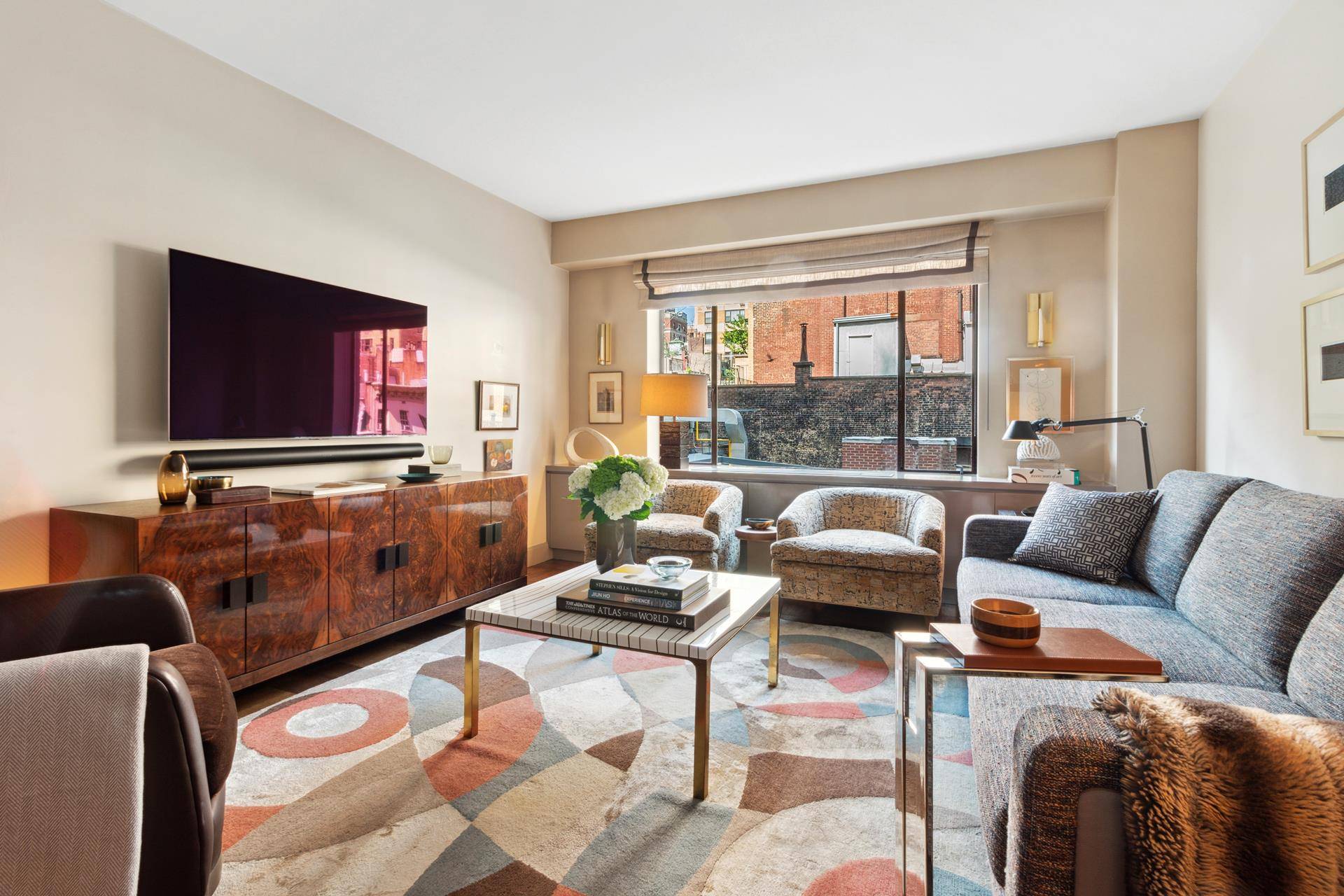 Experience luxurious living in this fully renovated 1 bedroom, 1 bathroom home at 310 Lexington Avenue, Apt 7D.