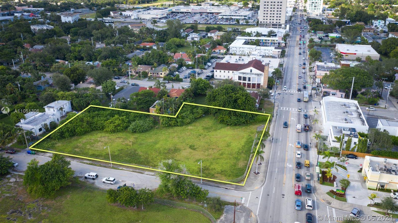 Spectacular Biscayne Blvd frontage corner lot.