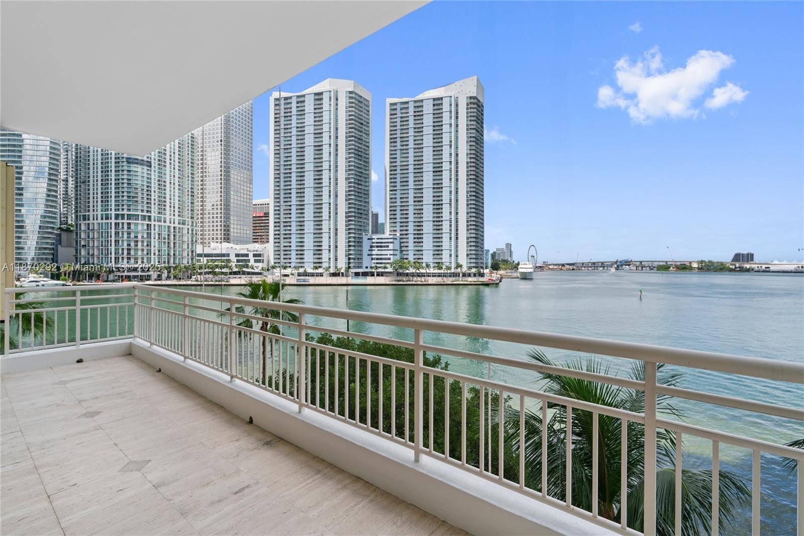 Enjoy a direct water view from this spacious 3 bedroom unit, currently configured as a 2 bedroom with a family den space.