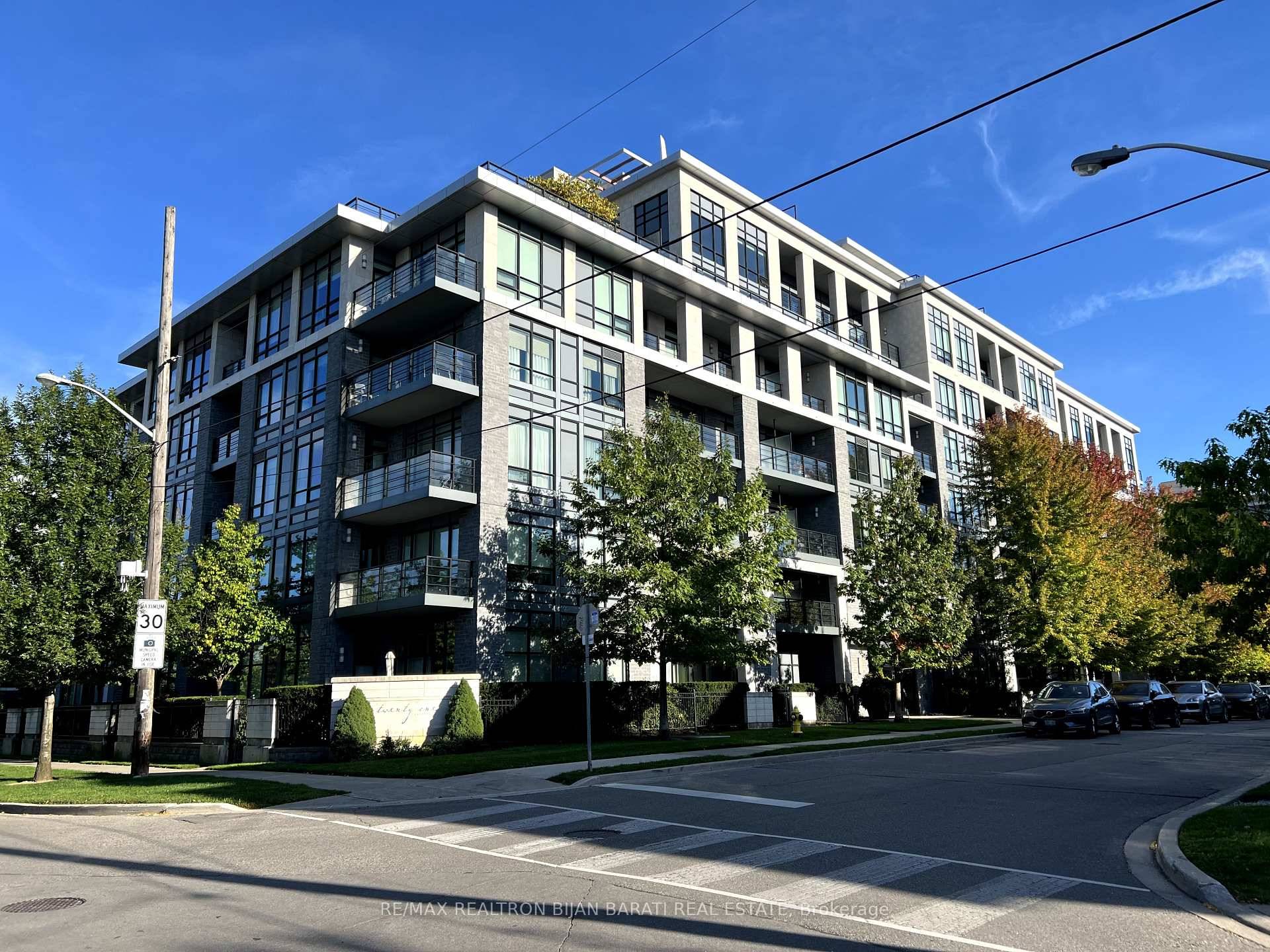 Stylish amp ; Spacious 1 1 Bedroom Condo with 2 Full Bathrooms, 1 Parking amp ; 1 Locker !