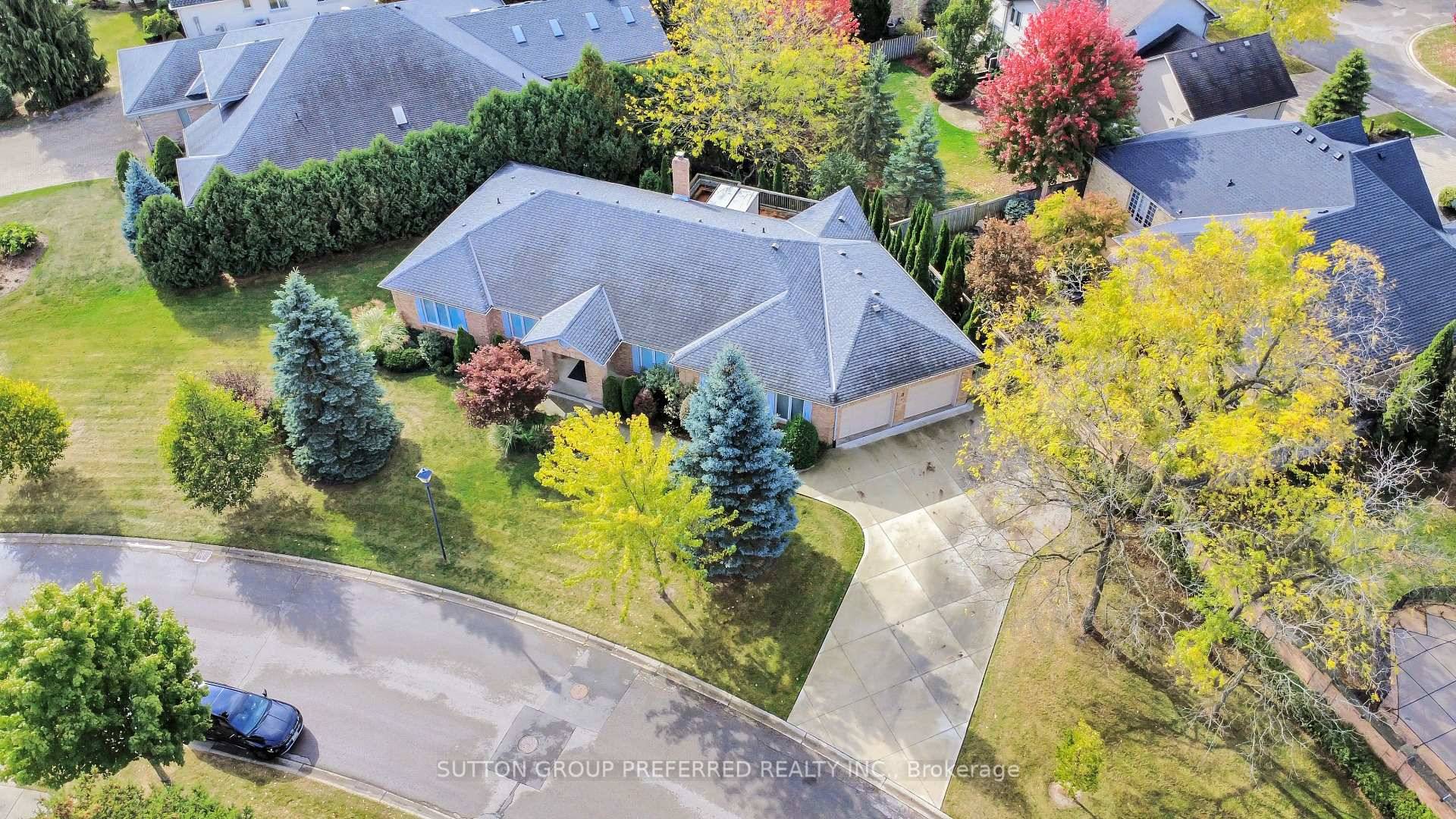 1 Highland Woods Court, London's Best Buy Under 1 M.