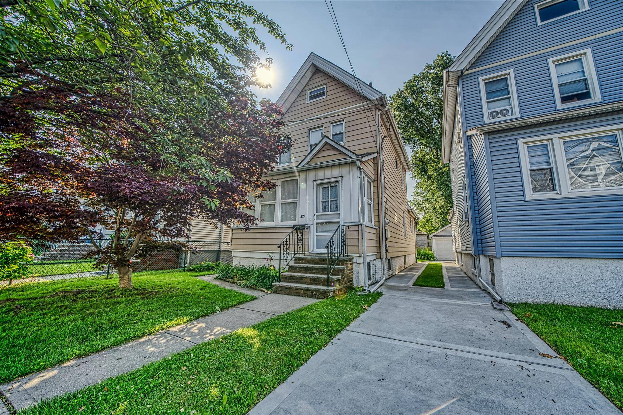 Charming 3 Bedroom Home with Spacious Attic in Port Richmond !