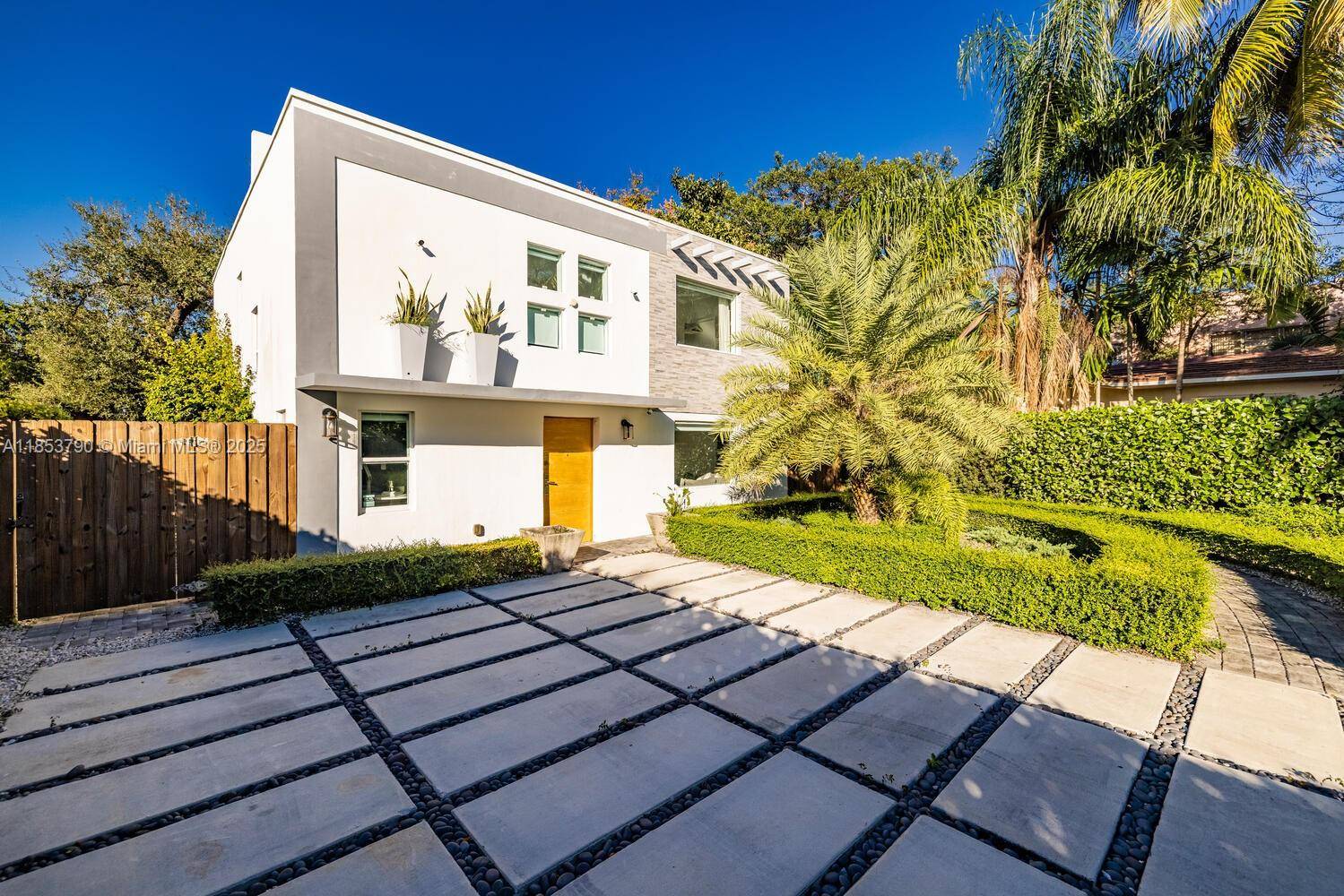 Spacious 4 bedroom, 3 bathroom home located on one of the most desirable streets in El Portal.