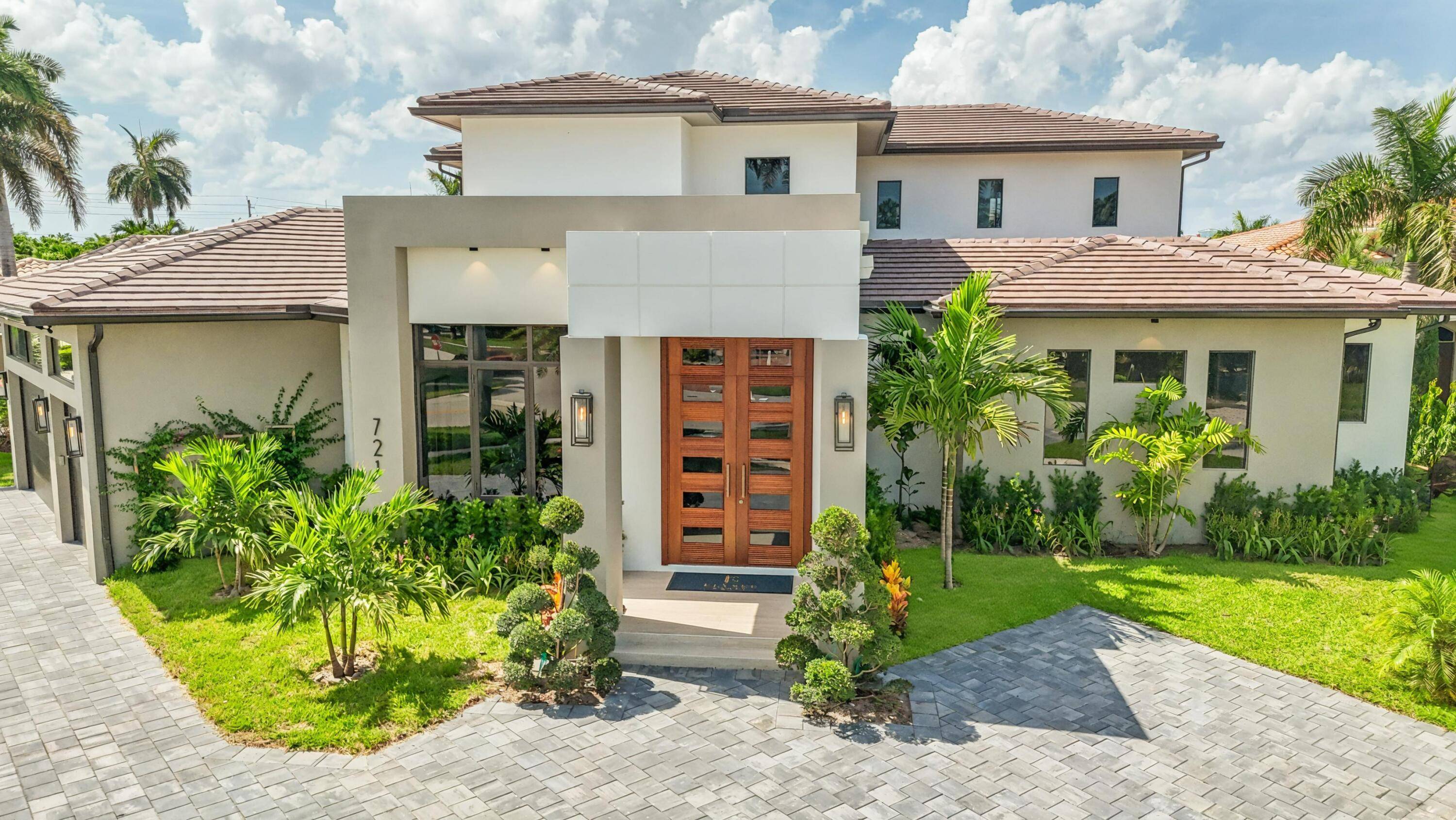 Bring your yacht and stroll to the beach as you experience the ultimate in luxury living at this brand new waterfront masterpiece.