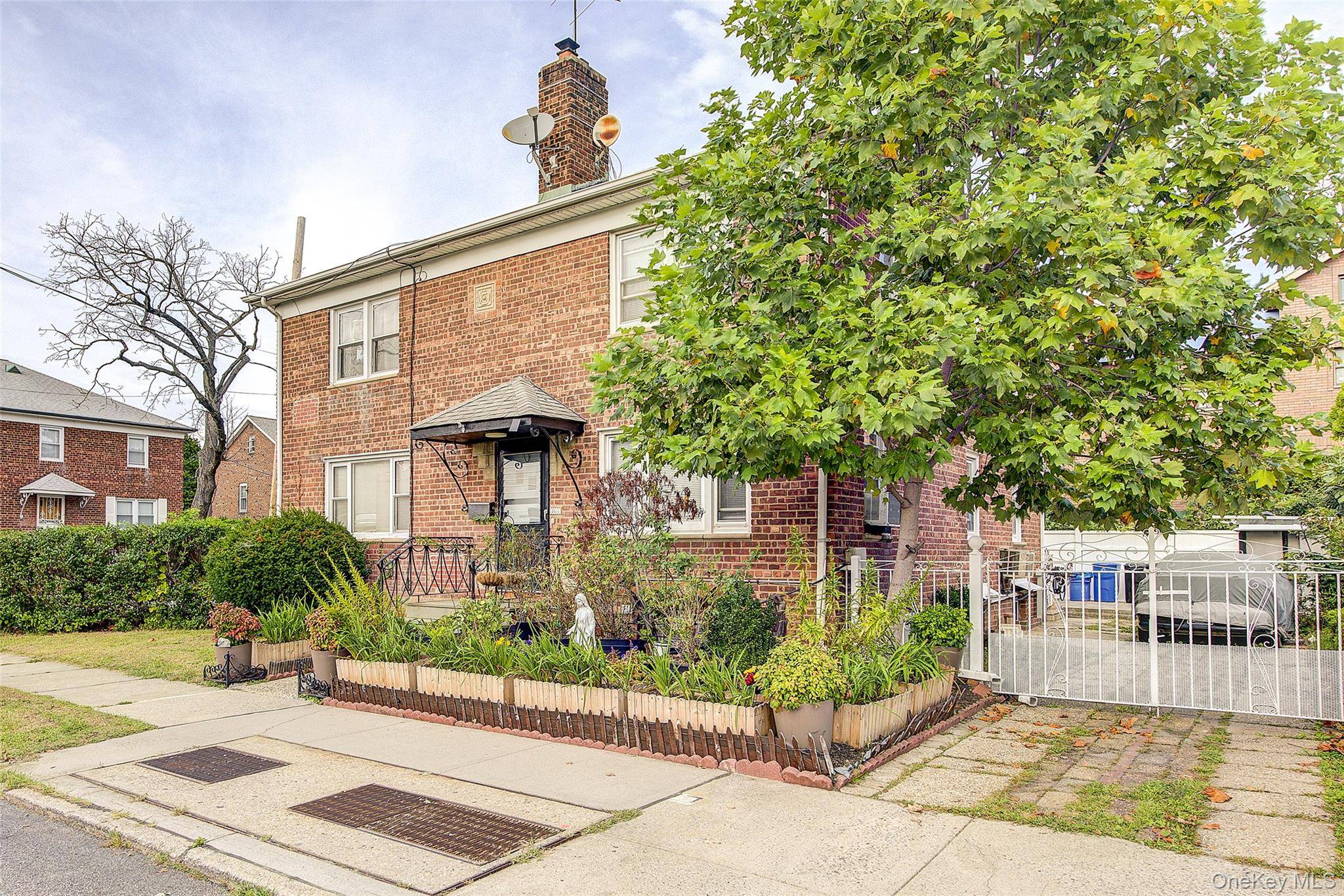 Welcome to this beautifully maintained semi detached brick home, offering the perfect blend of comfort, convenience, and classic charm.