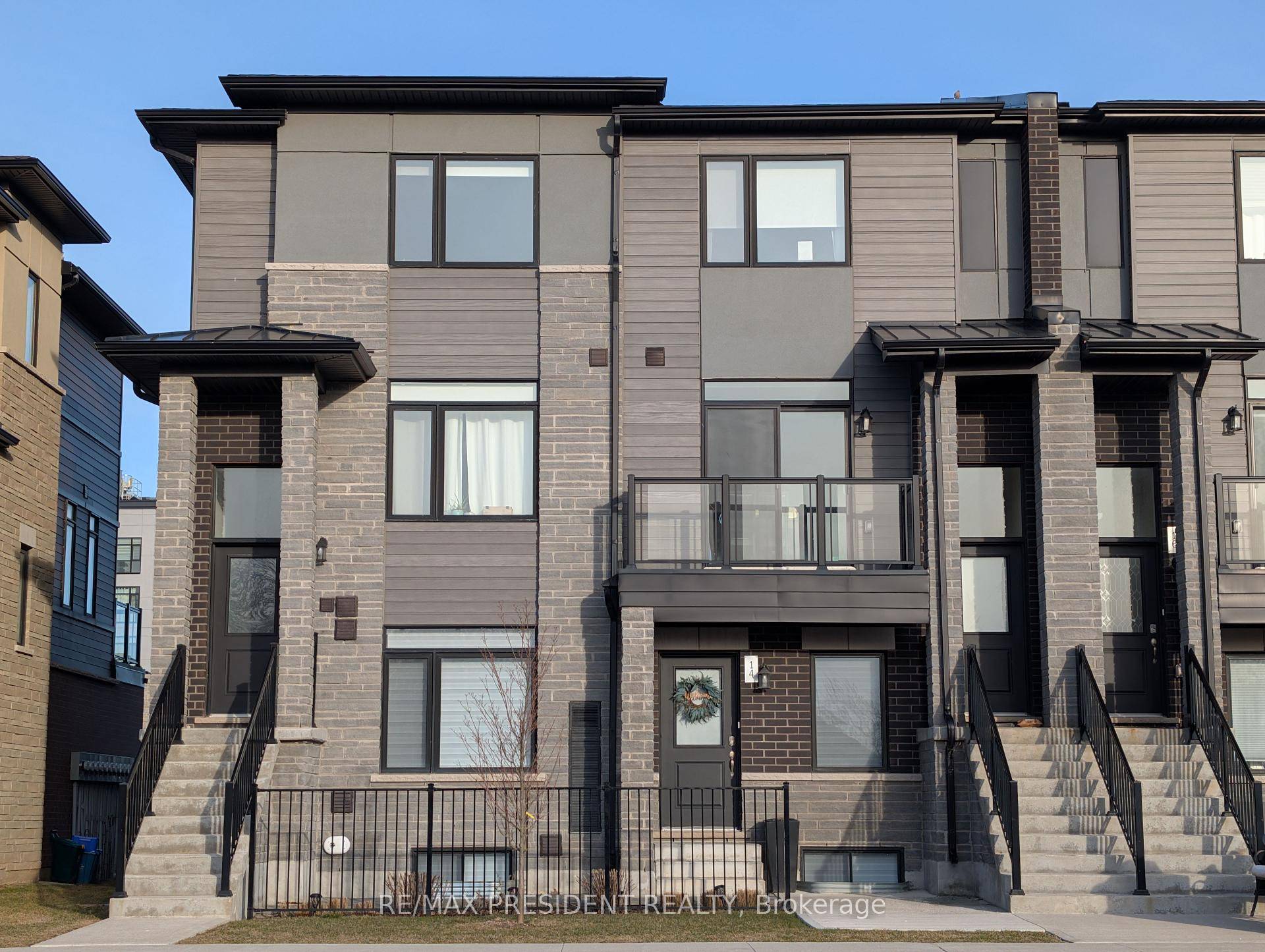 Introducing this stunning 2 bed 2 bath stacked townhouse condo, ideally located with easy highway access and just steps from the lake.