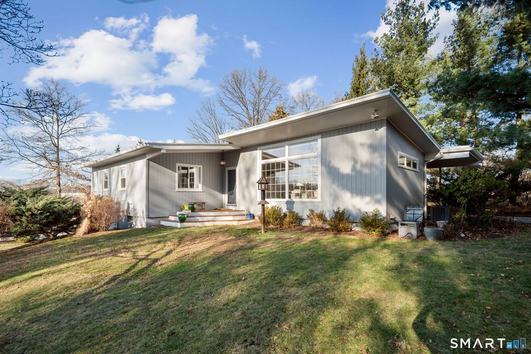 Summer perfection. Enjoy a private beach, tennis courts, and marina in Norwalk's best kept secret, the coastal community of Village Creek.